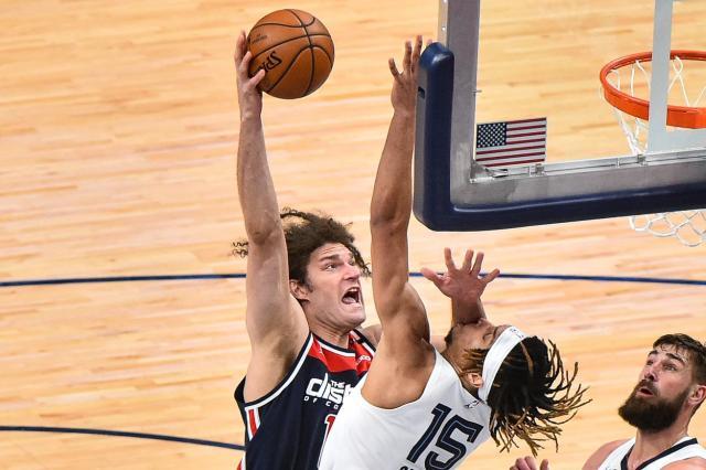 1619447317624019348.jpg usa-today-15704174.0.jpg